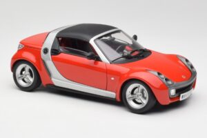 Smart Roadster Röd Bburago 1:18 34099 Metall — bild 6 av 8