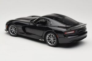 SRT Viper GTS Svart Maisto 1:18 31128 Metall — bild 7 av 8