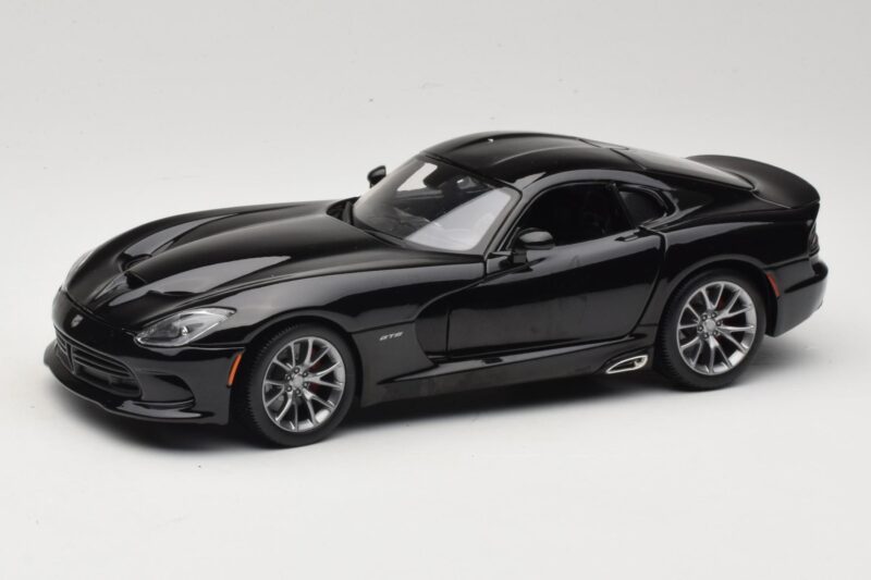 SRT Viper GTS Svart Maisto 1:18 31128 Metall