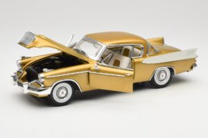 Studebaker Golden Hawk Anson 1:18 30384 Metall — bild 2 av 8