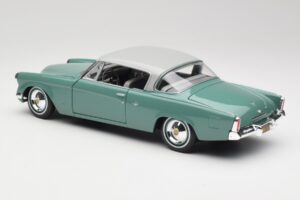 Studebaker Starliner Seafoam Grön & Shasta Vit Maisto 1:18 31651 Metall — bild 3 av 8