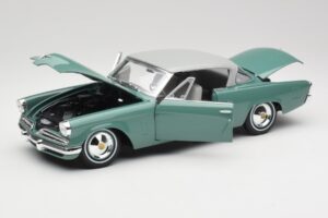 Studebaker Starliner Seafoam Grön & Shasta Vit Maisto 1:18 31651 Metall — bild 7 av 8
