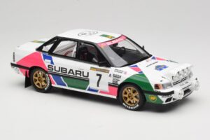 Subaru Legacy RS BC5 Group A #7 C. McRae / D. Ringer Rally Sweden 1992 Otto 1:18 OT1158 Resin — bild 4 av 6