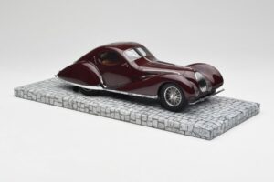 Talbot-Lago T150-C-SS Coupe Mullin Museum Minichamps 1:18 107117120 Metall — bild 4 av 6