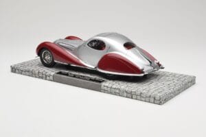 Talbot-Lago T150 C-SS Coupe Silver Röd Minichamps 1:18 107117121 Resin — bild 5 av 6