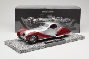 Talbot-Lago T150 C-SS Coupe Silver Röd Minichamps 1:18 107117121 Resin — bild 6 av 6