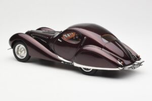 Talbot-Lago T150 C-SS Figoni & Falaschi Teardrop Mörk Bordeaux Metallic CMC 1:18 M-179 Metall — bild 4 av 6