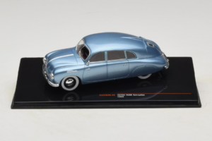 Tatra T600 Tatraplan Blå IXO 1:43 CLC594N Metall