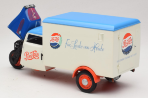 Tempo Dreirad Kastenwagen Pepsi Minichamps 1:18 150099024 Metall — bild 5 av 8