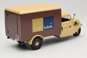 Tempo Hanseat 100 Jahre KaDeWe Minichamps 1:18 686354688 Metall — bild 3 av 8