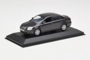 Toyota Avensis T250 Mörkgrå Minichamps 1:43 TOYOTA003 Metall — bild 2 av 4
