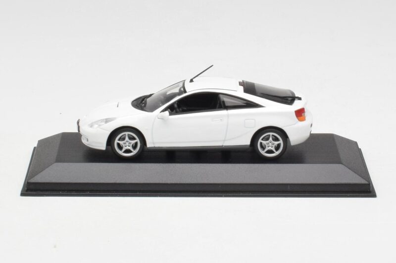 Toyota Celica T230 Vit Minichamps 1:43 430168922 Metall