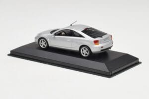 Toyota Celica VII Superior Silver Minichamps 1:43 CELICA001 Metall — bild 3 av 4