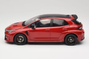 Toyota GR Corolla Circuit Edition E210 Supersonic Red Otto 1:18 OT1072 Resin — bild 3 av 6