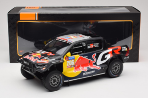Toyota GR DKR Hilux Evo #206 L. Moraes / A. Monleon Rally Dakar 2024 IXO 1:18 18RMC238A Metall — bild 6 av 6