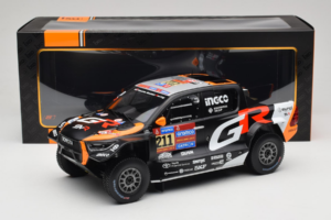 Toyota GR DKR Hilux Evo #211 H. Lategan / B. Cummings Rally Dakar 2025 IXO 1:18 18RMC237 Metall — bild 6 av 6