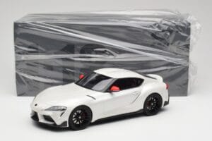 Toyota GR Supra A90 Fuji Speedway Edition White Pearl Metallic GT Spirit 1:18 GT341 Resin — bild 6 av 6