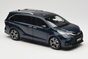 Toyota Granvia Mörkblå OEM 1:18 FCL22GR803 Metall — bild 6 av 8