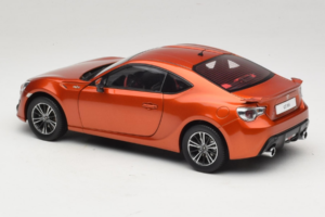 Toyota GT86 Röd Century Dragon 1:18 CD01 Metall — bild 7 av 8