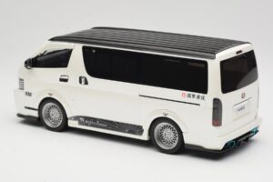 Toyota Hiace Super GL Pearl White Otto 1:18 OT1136 Resin — bild 5 av 6