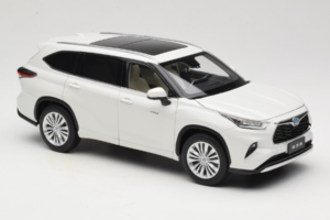 Toyota Highlander XU70 Vit OEM 1:18 26071-2011 Metall — bild 6 av 8