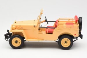 Toyota Land Cruiser BJ Beige Kyosho 1:18 08959BE Metall — bild 4 av 8