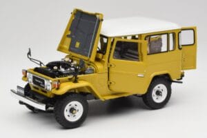 Toyota Land Cruiser FJ40 Senaps Gul Kyosho 1:18 08971Y Metall — bild 2 av 8