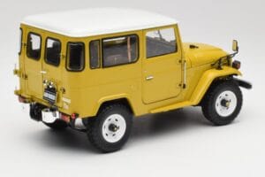 Toyota Land Cruiser FJ40 Senaps Gul Kyosho 1:18 08971Y Metall — bild 3 av 8