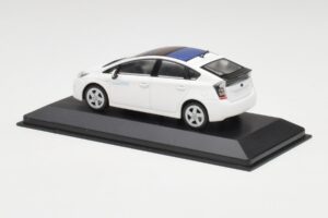 Toyota Prius XW30 Super Vit Minichamps 1:43 PRIUS001 Metall — bild 3 av 4