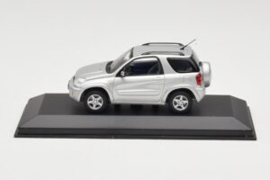 Toyota RAV4 XA20 Silver Ljust Interiör Minichamps 1:43 31434205 Metall