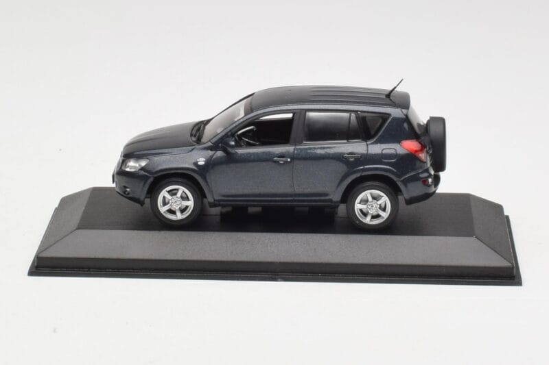 Toyota RAV4 XA30 Grå Minichamps 1:43 TOYOTA002 Metall