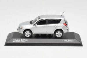 Toyota RAV4 XA30 Silver Minichamps 1:43 400166570 Metall
