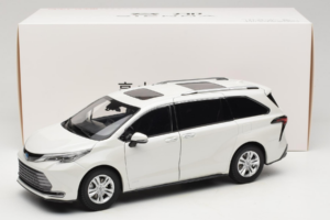 Toyota Sienna XL30 Vit OEM 1:18 TOYOTA013 Metall — bild 8 av 8