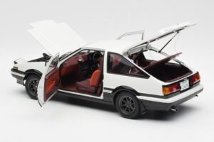 Toyota Sprinter Trueno AE86 New Initial D Movie Legend 1 AUTOart 1:18 78798 Metall — bild 5 av 8