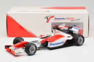 Toyota TF102 #25 A. McNish Panasonic Toyota Racing Showcar 2002 Minichamps 1:18 103020075 Metall — bild 6 av 6