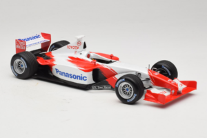 Toyota TF102 Panasonic F1 Showcar 2002 Minichamps 1:18 100020174 Metall — bild 4 av 6