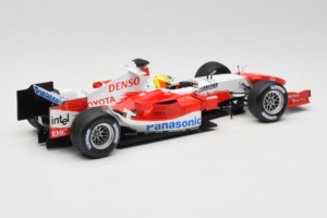 Toyota TF105 #17 R. Schumacher Panasonic Toyota Racing 2005 Minichamps 1:18 100050017 Metall — bild 2 av 7