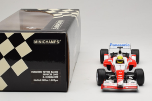 Toyota TF105 #17 R. Schumacher Panasonic Toyota Racing Showcar 2005 Minichamps 1:18 100050087 Metall — bild 6 av 7