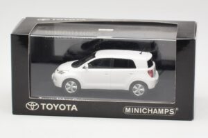 Toyota Urban Cruiser Vit Minichamps 1:43 400166960 Metall — bild 2 av 3