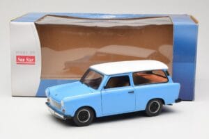 Trabant 601 Kombi Blå Sun Star 1:18 4272 Metall — bild 8 av 8