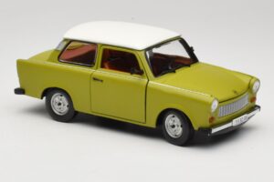 Trabant 601 Grön Sun Star 1:18 4289 Metall — bild 6 av 8