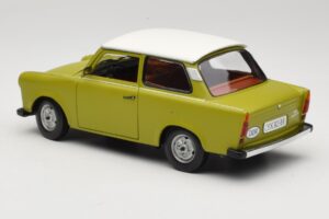 Trabant 601 Grön Sun Star 1:18 4289 Metall — bild 7 av 8