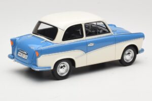 Trabant P50 Ljusblå Grädde BoS Models 1:18 BOS035 Resin — bild 2 av 6