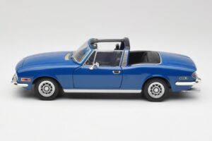 Triumph Stag Mk1 Sapphire Blue Revell 1:18 8815 Metall — bild 4 av 8
