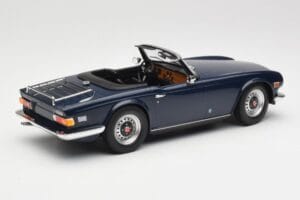 Triumph TR6 PI Mörkblå Minichamps 1:18 155132032 Metall — bild 2 av 6