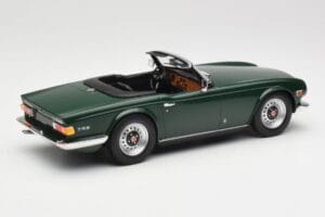 Triumph TR6 PI Mörkgrön Minichamps 1:18 155132030 Metall — bild 2 av 6