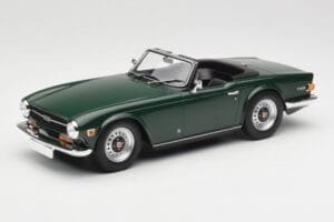 Triumph TR6 PI Mörkgrön Minichamps 1:18 155132030 Metall