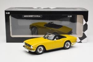 Triumph TR6 RHD Gul Minichamps 1:18 155132034 Metall — bild 6 av 6
