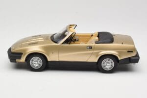 Triumph TR7 DHC Guld BoS Models 1:18 BOS221 Resin — bild 3 av 6
