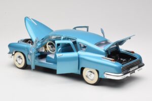 Tucker Torpedo Blå Road Signature 1:18 92268 Metall — bild 5 av 8